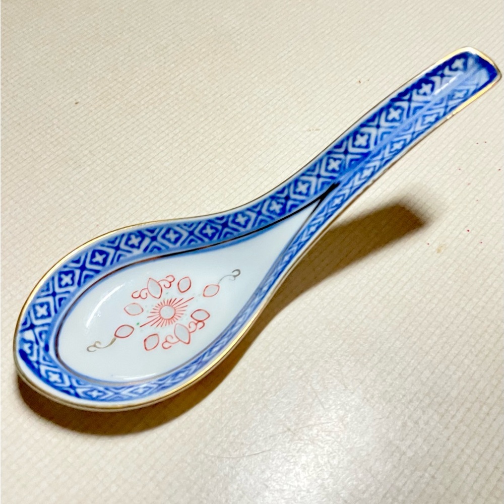 Chinese Hand Painted Porcelain Soup Spoon Vintage